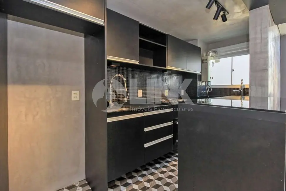 Foto 6 de Apartamento com 2 quartos à venda, 46m2 em Ipanema, Porto Alegre - RS