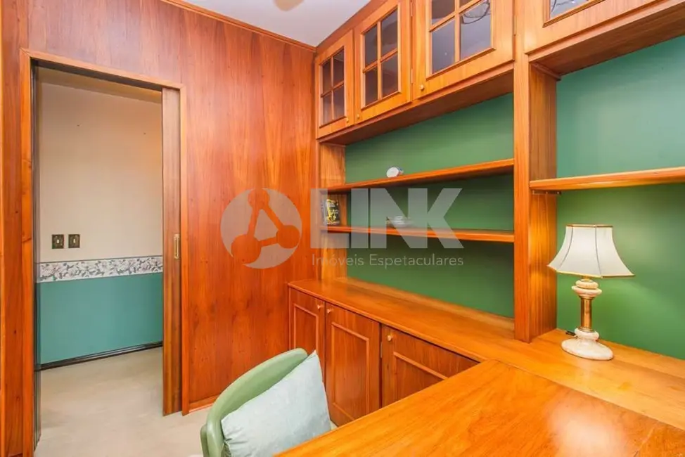 Apartamento com 2 quartos à venda, 75m2 em Mont Serrat, Porto Alegre - RS - imagem 7 Foto 7 de Apartamento com 2 quartos à venda, 75m2 em Mont Serrat, Porto Alegre - RS