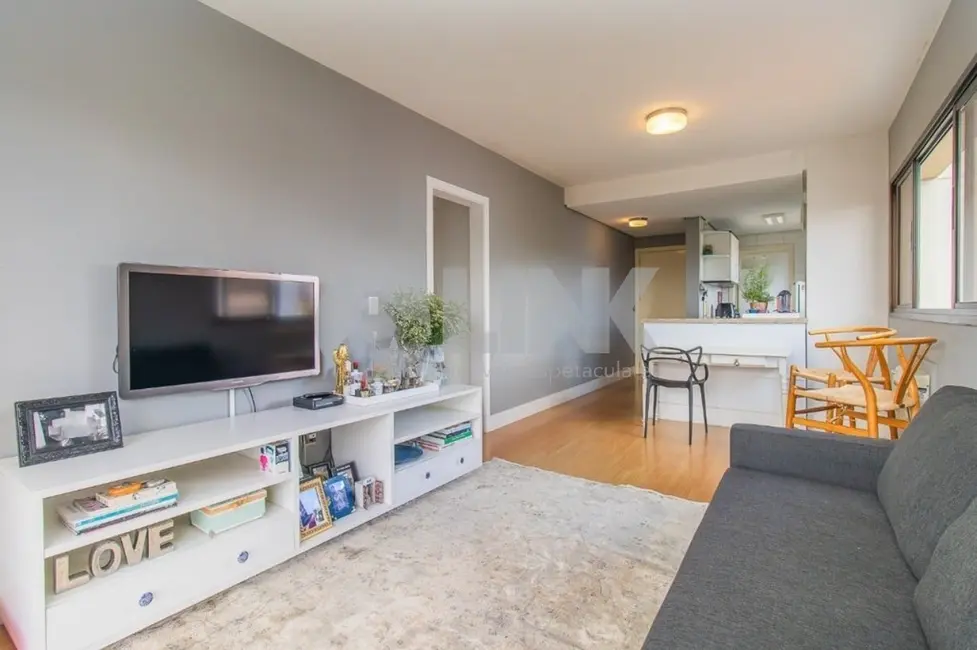 Apartamento com 2 quartos à venda, 71m2 em Higienópolis, Porto Alegre - RS - imagem 5 Foto 5 de Apartamento com 2 quartos à venda, 71m2 em Higienópolis, Porto Alegre - RS