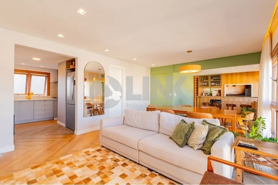 Apartamento com 3 quartos à venda, 120m2 em Menino Deus, Porto Alegre - RS - imagem 7 Foto 7 de Apartamento com 3 quartos à venda, 120m2 em Menino Deus, Porto Alegre - RS