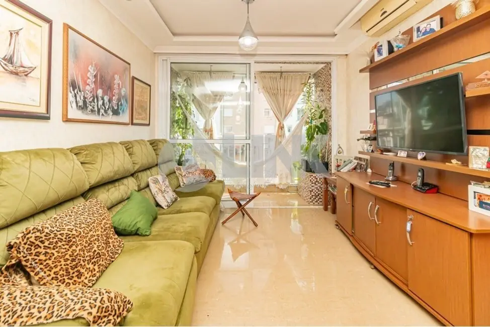 Apartamento com 2 quartos à venda, 84m2 em Passo da Areia, Porto Alegre - RS - imagem 8 Foto 8 de Apartamento com 2 quartos à venda, 84m2 em Passo da Areia, Porto Alegre - RS