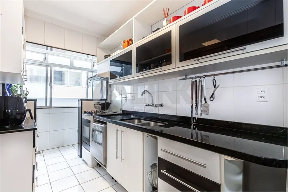 Apartamento com 3 quartos à venda, 109m2 em Auxiliadora, Porto Alegre - RS - imagem 9 Foto 9 de Apartamento com 3 quartos à venda, 109m2 em Auxiliadora, Porto Alegre - RS