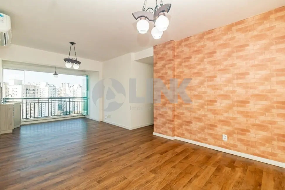 Apartamento com 3 quartos à venda, 82m2 em Passo da Areia, Porto Alegre - RS - imagem 3 Foto 3 de Apartamento com 3 quartos à venda, 82m2 em Passo da Areia, Porto Alegre - RS