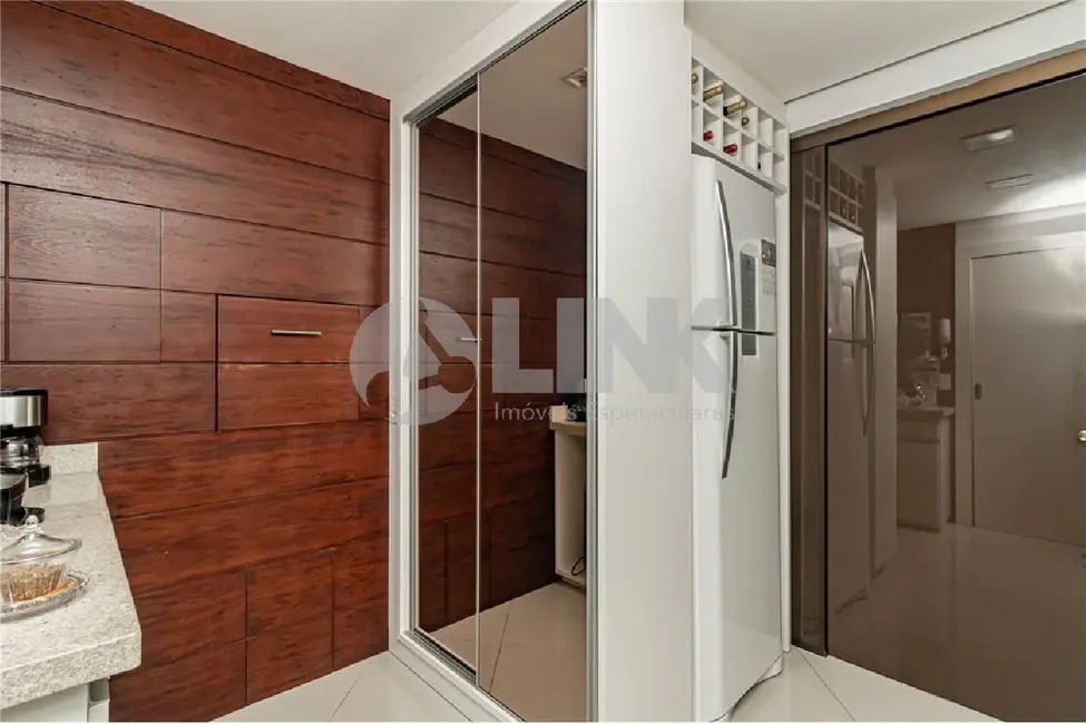 Foto 9 de Apartamento com 3 quartos à venda, 105m2 em Petrópolis, Porto Alegre - RS