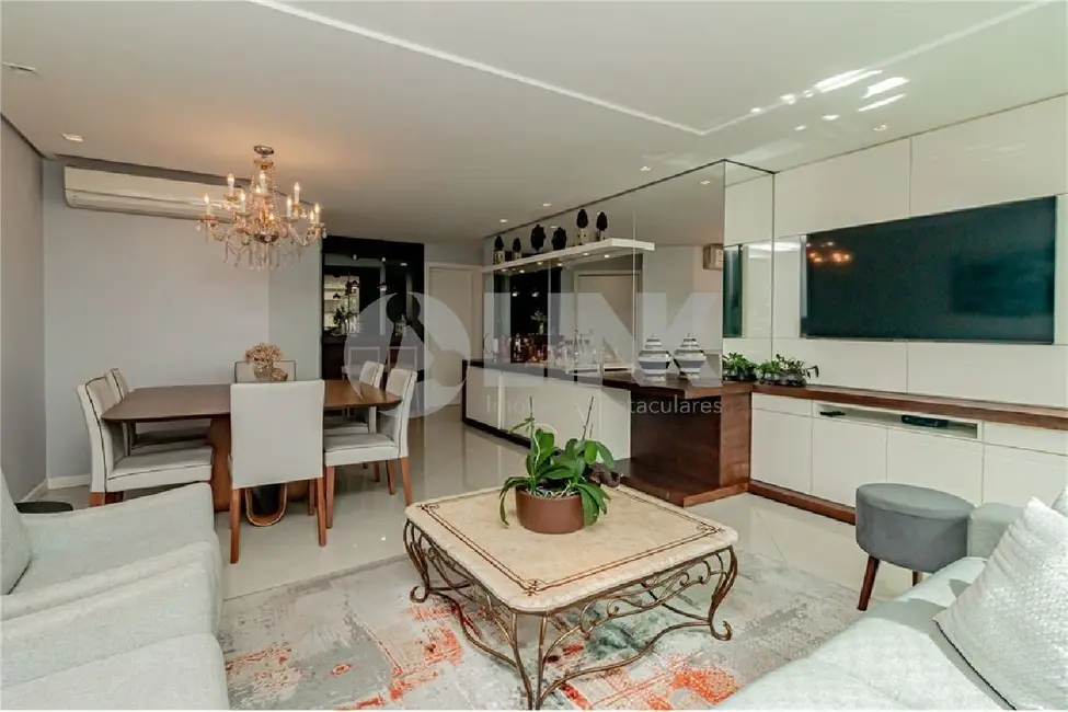 Foto 4 de Apartamento com 3 quartos à venda, 105m2 em Petrópolis, Porto Alegre - RS