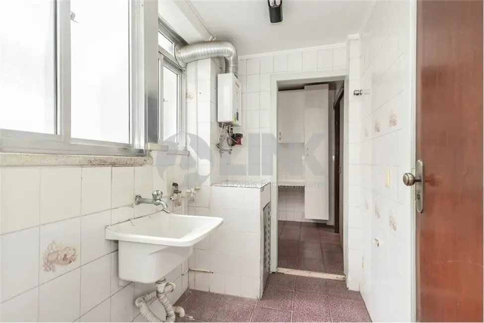 Apartamento com 2 quartos à venda, 81m2 em Petrópolis, Porto Alegre - RS - imagem 8 Foto 8 de Apartamento com 2 quartos à venda, 81m2 em Petrópolis, Porto Alegre - RS
