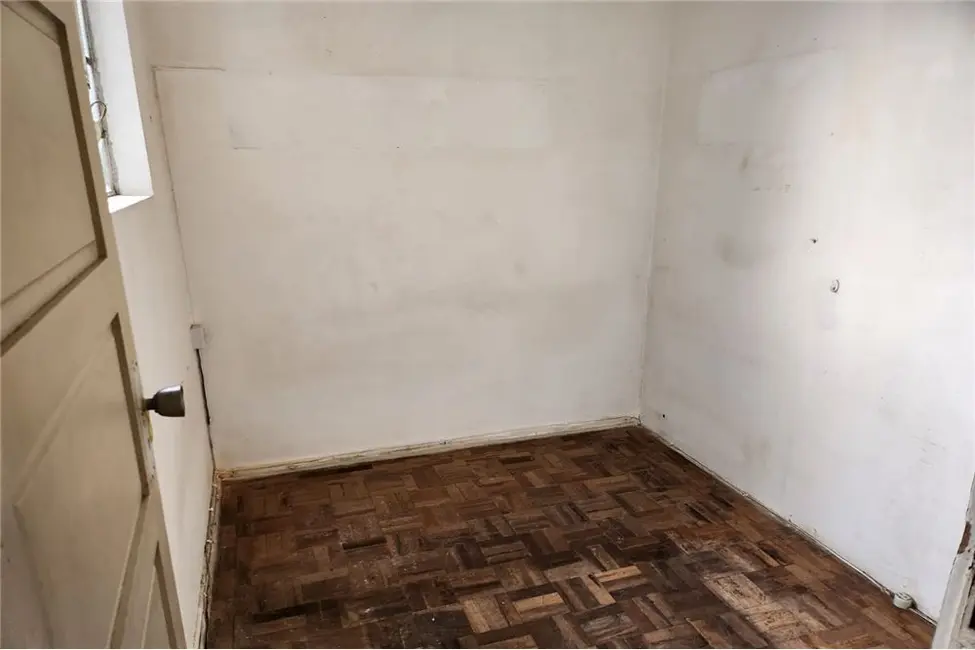 Apartamento com 2 quartos à venda, 76m2 em Centro Histórico, Porto Alegre - RS - imagem 5 Foto 5 de Apartamento com 2 quartos à venda, 76m2 em Centro Histórico, Porto Alegre - RS