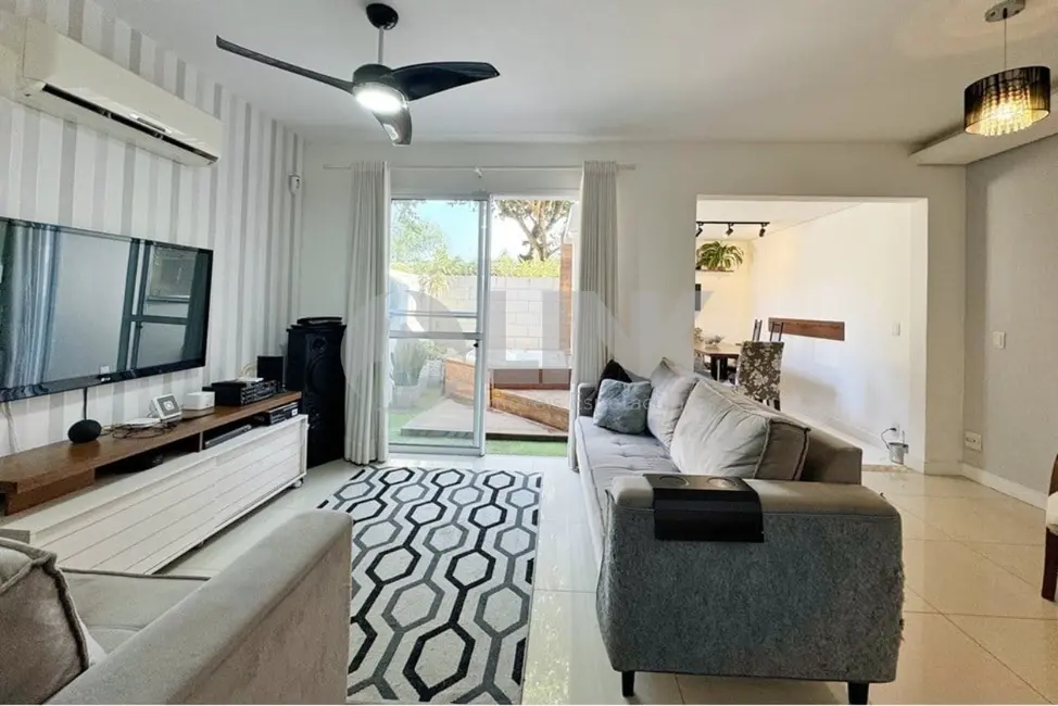 Foto 7 de Casa de Condomínio com 4 quartos à venda, 144m2 em Sarandi, Porto Alegre - RS