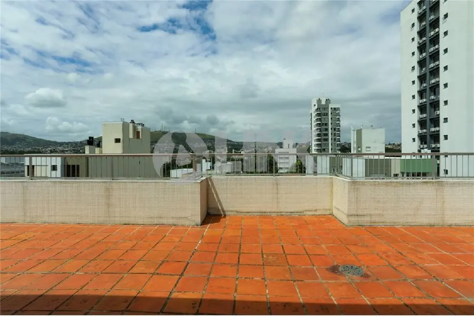 Foto 2 de Apartamento com 3 quartos à venda, 225m2 em Jardim Botânico, Porto Alegre - RS