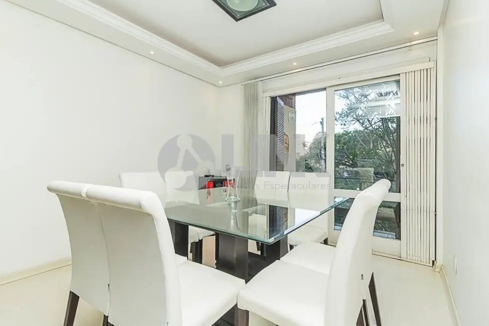 Apartamento com 3 quartos à venda, 109m2 em Bela Vista, Porto Alegre - RS - imagem 6 Foto 6 de Apartamento com 3 quartos à venda, 109m2 em Bela Vista, Porto Alegre - RS