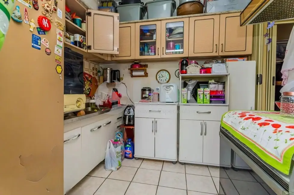 Foto 4 de Apartamento com 2 quartos à venda, 57m2 em São Sebastião, Porto Alegre - RS