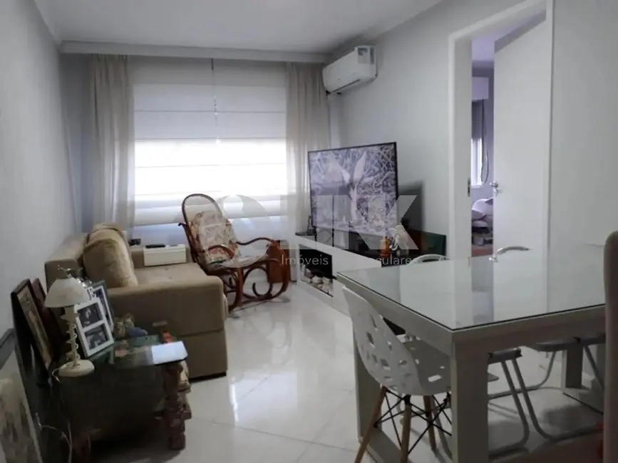 Foto 1 de Apartamento com 1 quarto à venda, 41m2 em São Sebastião, Porto Alegre - RS