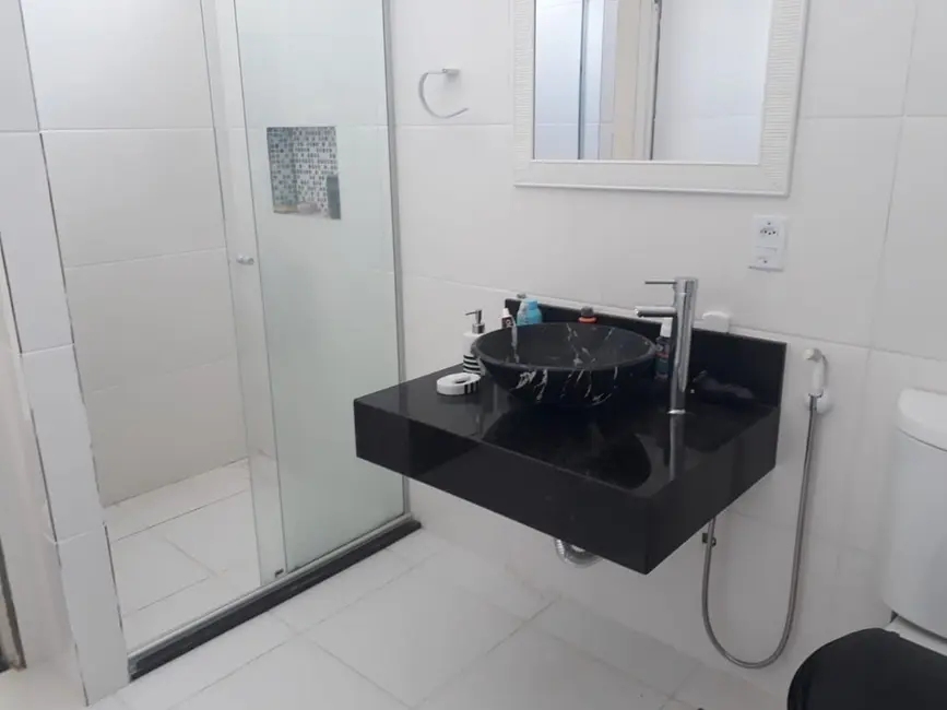 Casa com 4 quartos à venda, 380m2 em Menino Deus, Porto Alegre - RS - imagem 3 Foto 3 de Casa com 4 quartos à venda, 380m2 em Menino Deus, Porto Alegre - RS