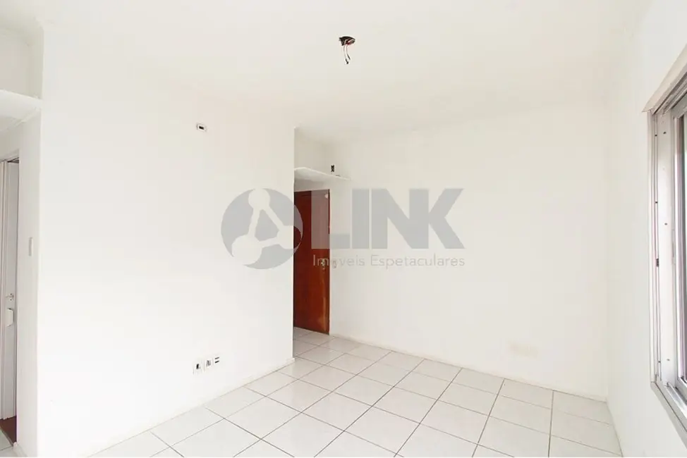 Apartamento com 3 quartos à venda, 73m2 em Cristal, Porto Alegre - RS - imagem 4 Foto 4 de Apartamento com 3 quartos à venda, 73m2 em Cristal, Porto Alegre - RS
