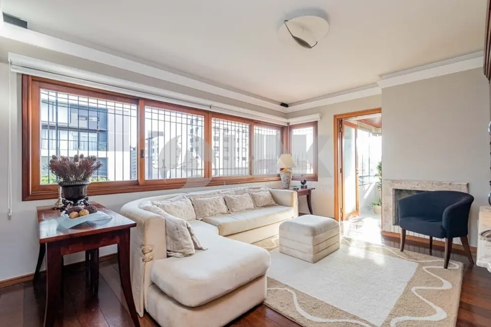 Foto 6 de Apartamento com 3 quartos à venda, 158m2 em Rio Branco, Porto Alegre - RS