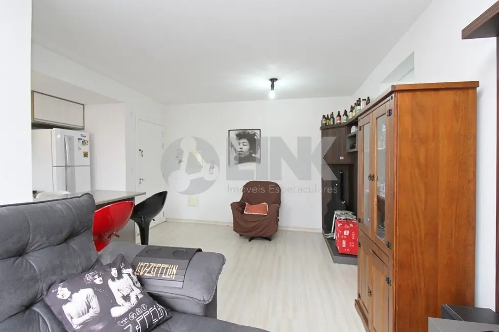 Foto 3 de Apartamento com 2 quartos à venda, 59m2 em Passo da Areia, Porto Alegre - RS