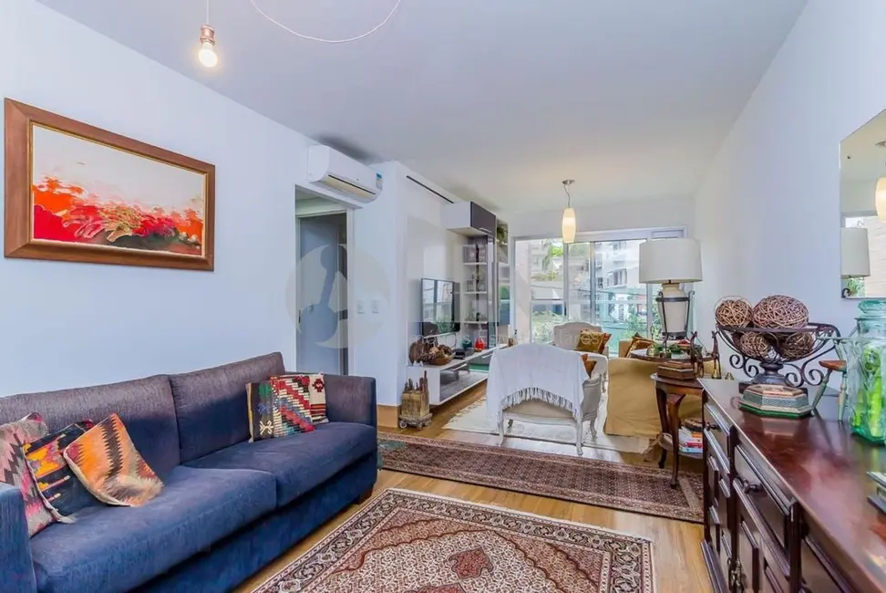 Apartamento com 2 quartos à venda, 81m2 em Rio Branco, Porto Alegre - RS - imagem 5 Foto 5 de Apartamento com 2 quartos à venda, 81m2 em Rio Branco, Porto Alegre - RS