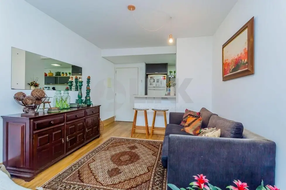 Apartamento com 2 quartos à venda, 81m2 em Rio Branco, Porto Alegre - RS - imagem 8 Foto 8 de Apartamento com 2 quartos à venda, 81m2 em Rio Branco, Porto Alegre - RS