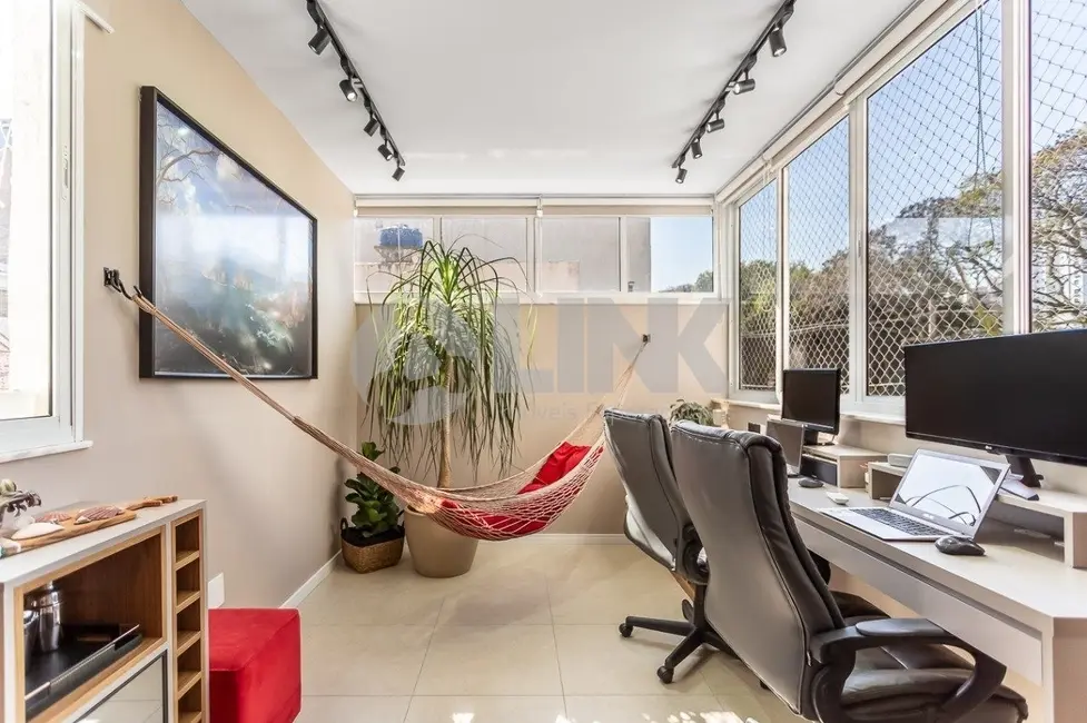 Foto 8 de Apartamento com 3 quartos à venda, 75m2 em Petrópolis, Porto Alegre - RS