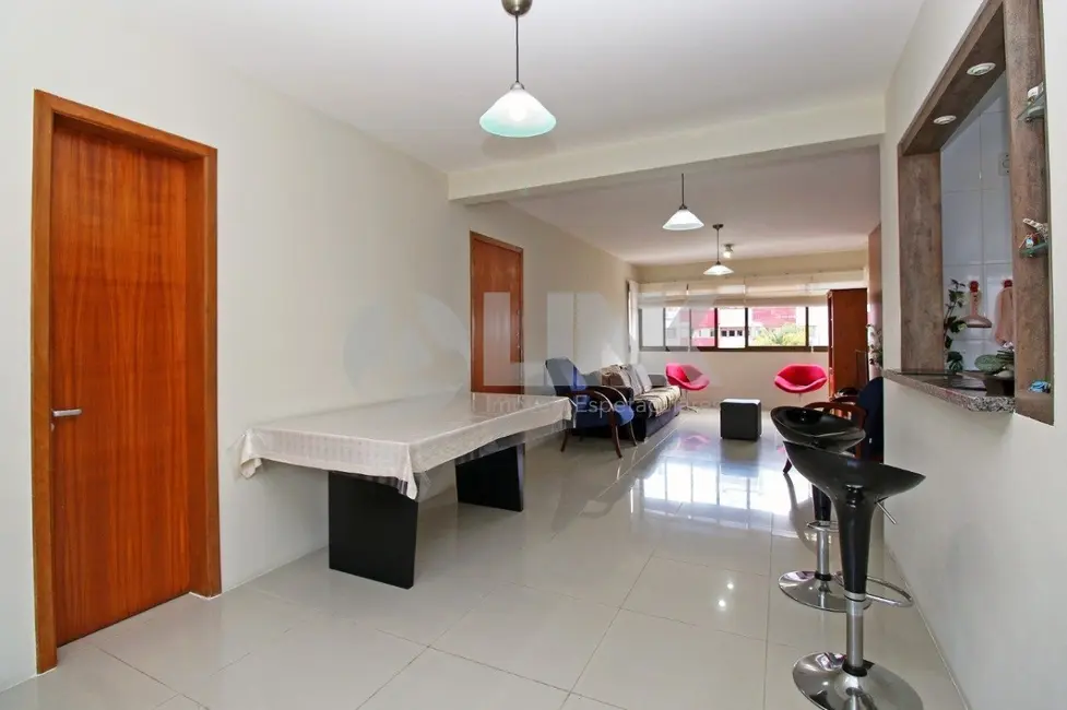 Apartamento com 3 quartos à venda, 104m2 em Auxiliadora, Porto Alegre - RS - imagem 4 Foto 4 de Apartamento com 3 quartos à venda, 104m2 em Auxiliadora, Porto Alegre - RS