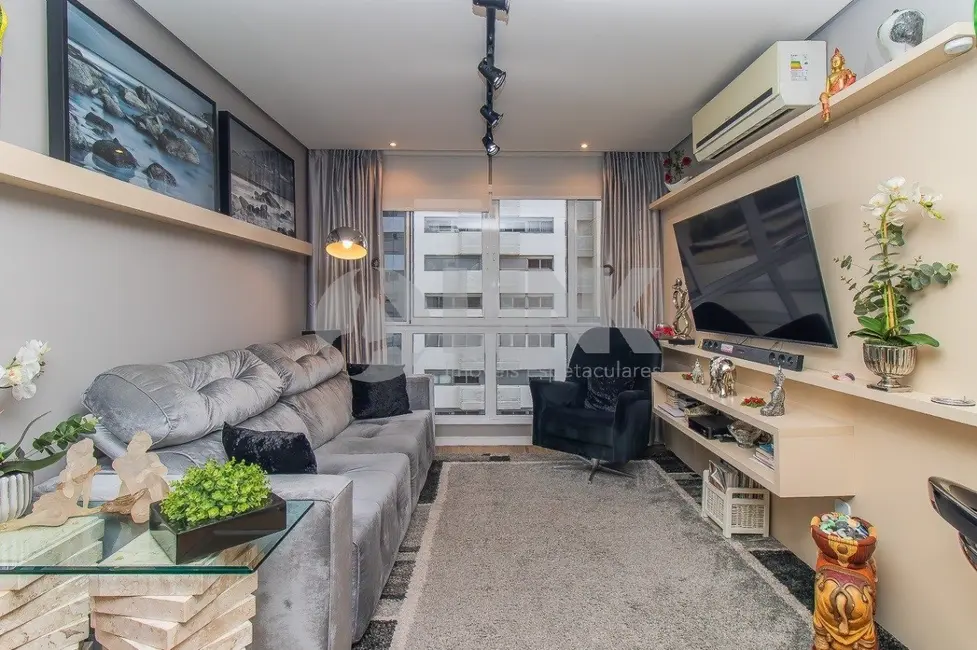 Foto 3 de Apartamento com 2 quartos à venda, 68m2 em Chácara das Pedras, Porto Alegre - RS