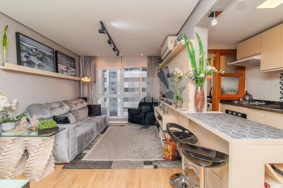 Foto 1 de Apartamento com 2 quartos à venda, 68m2 em Chácara das Pedras, Porto Alegre - RS