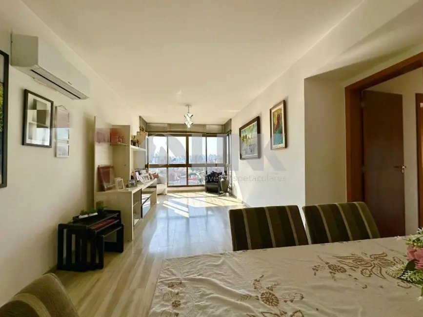 Foto 2 de Apartamento com 3 quartos à venda, 83m2 em Santana, Porto Alegre - RS