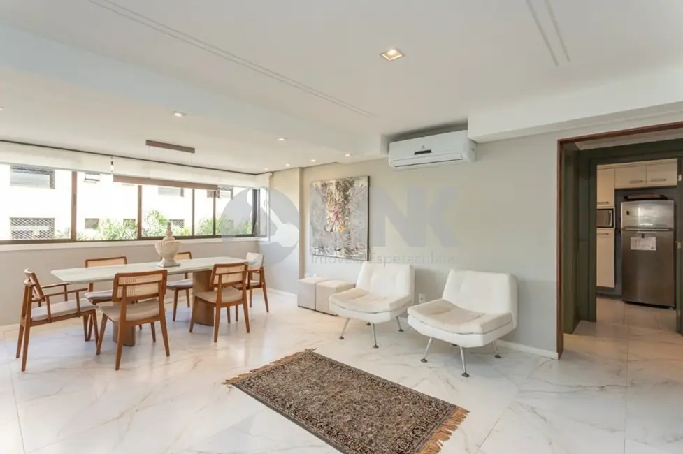 Foto 2 de Apartamento com 3 quartos à venda, 143m2 em Petrópolis, Porto Alegre - RS