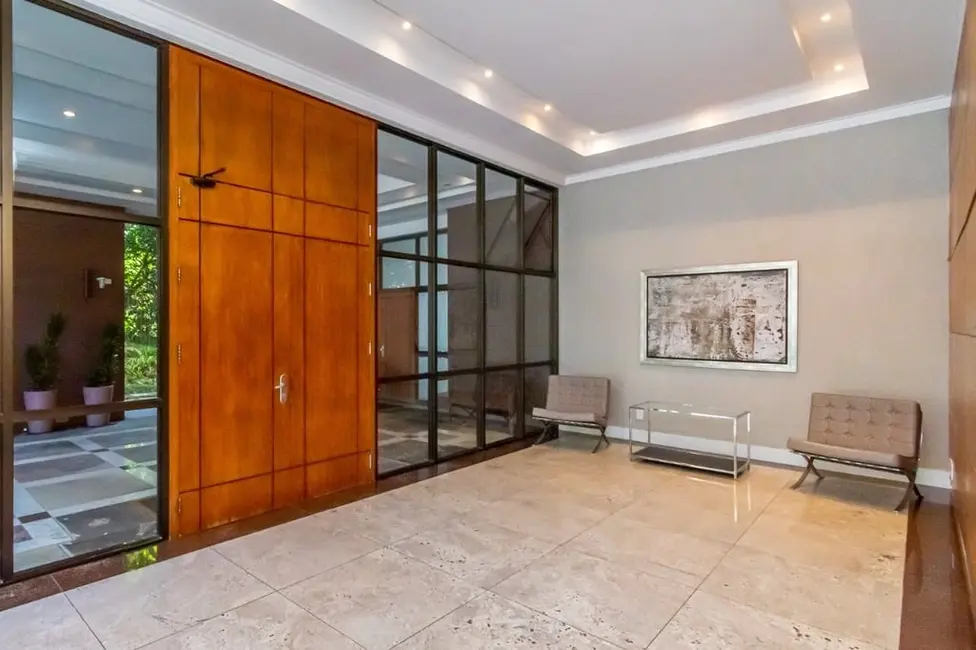 Apartamento com 4 quartos à venda, 500m2 em Bela Vista, Porto Alegre - RS - imagem 3 Foto 3 de Apartamento com 4 quartos à venda, 500m2 em Bela Vista, Porto Alegre - RS