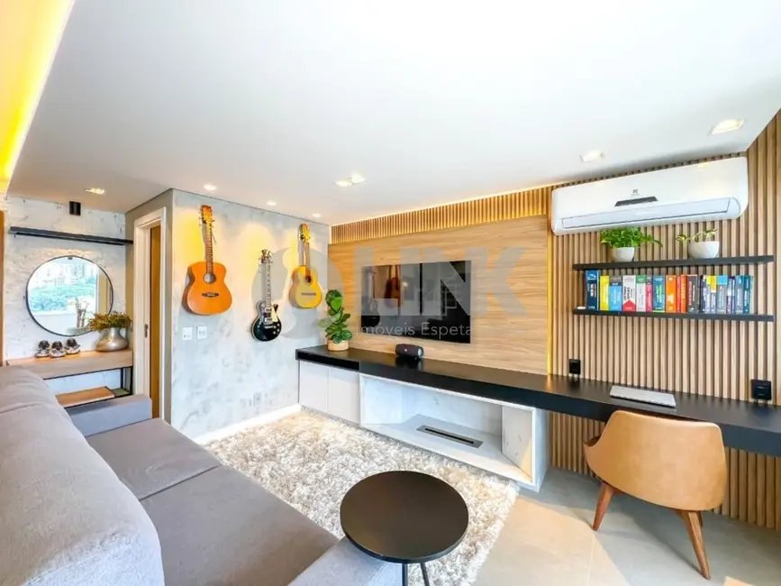 Foto 6 de Apartamento com 2 quartos à venda, 101m2 em Mont Serrat, Porto Alegre - RS