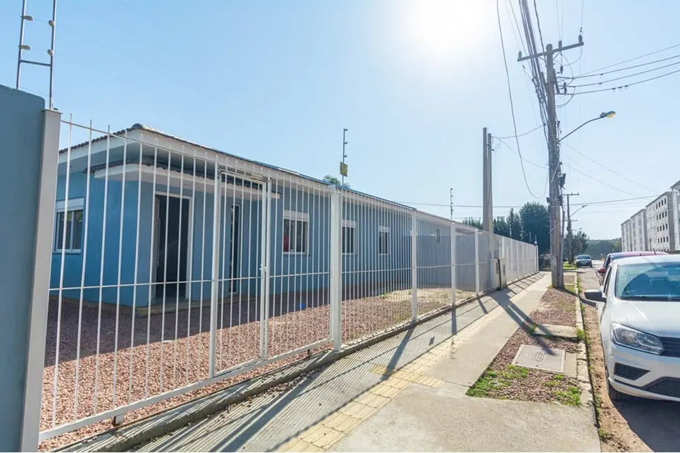 Casa com 2 quartos à venda, 67m2 em Mato Grande, Canoas - RS - imagem 4 Foto 4 de Casa com 2 quartos à venda, 67m2 em Mato Grande, Canoas - RS