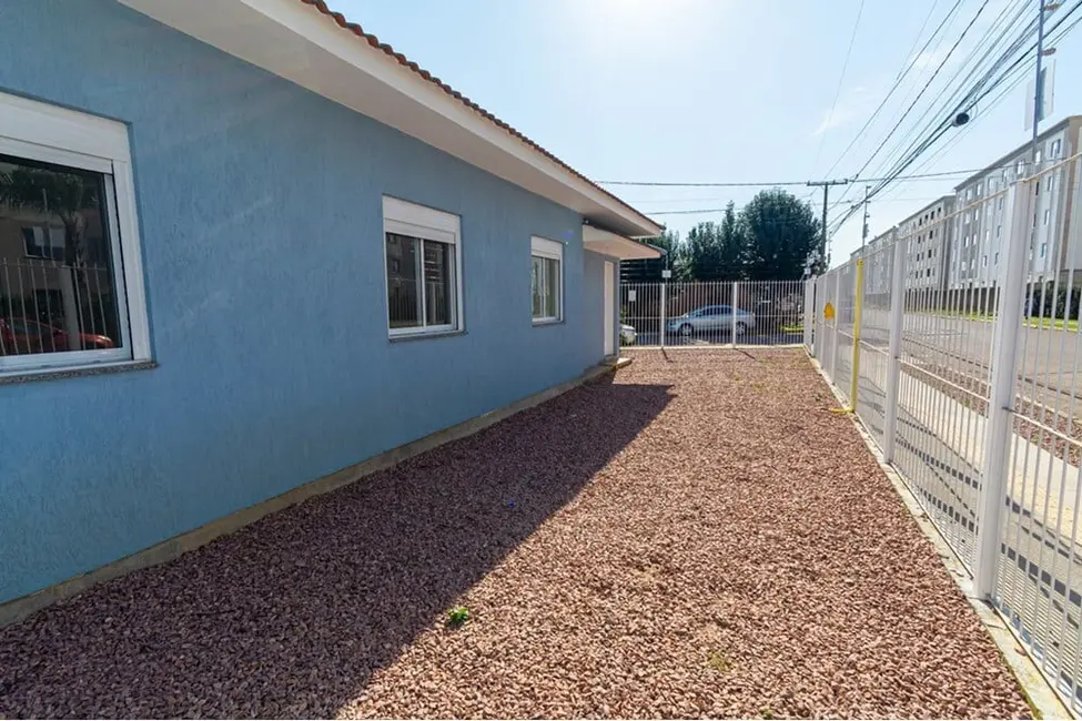 Casa com 2 quartos à venda, 67m2 em Mato Grande, Canoas - RS - imagem 8 Foto 8 de Casa com 2 quartos à venda, 67m2 em Mato Grande, Canoas - RS
