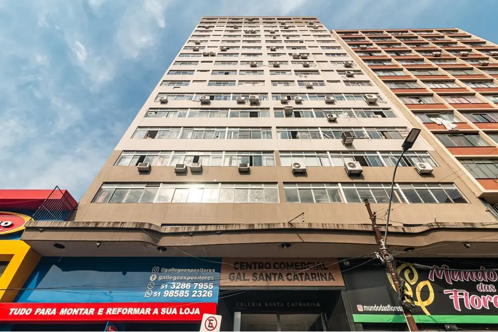 Apartamento com 3 quartos à venda, 78m2 em Centro Histórico, Porto Alegre - RS - imagem 3 Foto 3 de Apartamento com 3 quartos à venda, 78m2 em Centro Histórico, Porto Alegre - RS