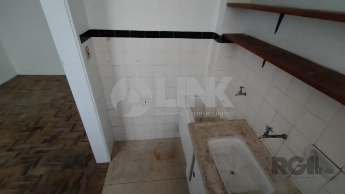 Foto 9 de Apartamento com 1 quarto à venda, 28m2 em Floresta, Porto Alegre - RS