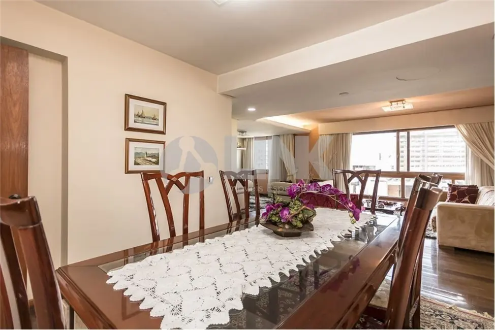 Apartamento com 3 quartos à venda, 151m2 em Mont Serrat, Porto Alegre - RS - imagem 9 Foto 9 de Apartamento com 3 quartos à venda, 151m2 em Mont Serrat, Porto Alegre - RS