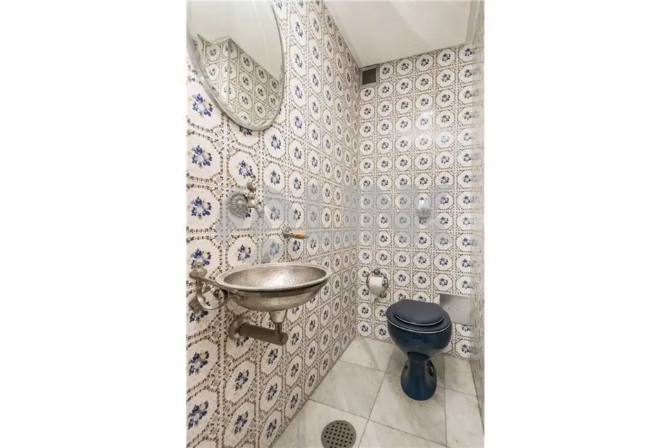 Apartamento com 3 quartos à venda, 151m2 em Mont Serrat, Porto Alegre - RS - imagem 8 Foto 8 de Apartamento com 3 quartos à venda, 151m2 em Mont Serrat, Porto Alegre - RS