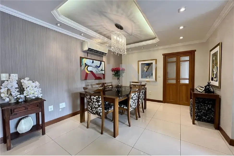 Foto 8 de Apartamento com 3 quartos à venda, 109m2 em Passo da Areia, Porto Alegre - RS