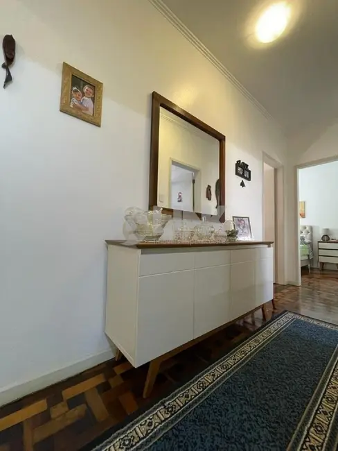 Apartamento com 2 quartos à venda, 81m2 em Petrópolis, Porto Alegre - RS - imagem 8 Foto 8 de Apartamento com 2 quartos à venda, 81m2 em Petrópolis, Porto Alegre - RS