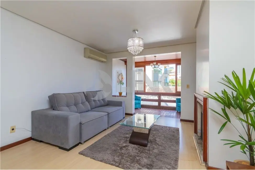 Apartamento com 3 quartos à venda, 237m2 em Moinhos de Vento, Porto Alegre - RS - imagem 4 Foto 4 de Apartamento com 3 quartos à venda, 237m2 em Moinhos de Vento, Porto Alegre - RS
