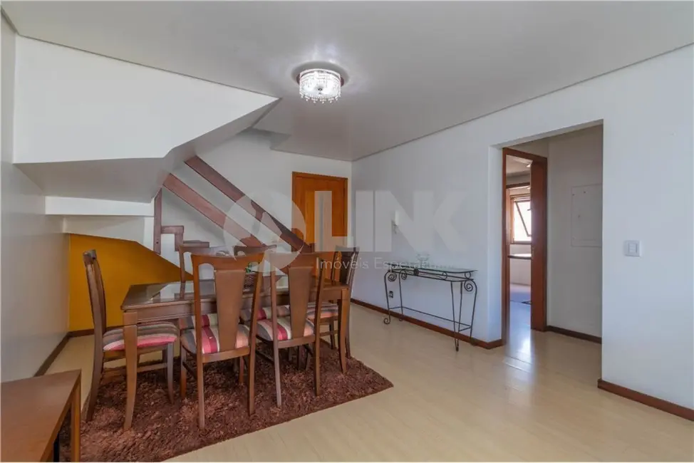 Apartamento com 3 quartos à venda, 237m2 em Moinhos de Vento, Porto Alegre - RS - imagem 5 Foto 5 de Apartamento com 3 quartos à venda, 237m2 em Moinhos de Vento, Porto Alegre - RS
