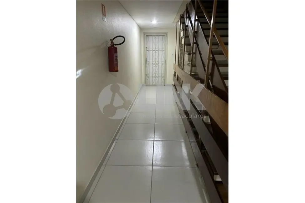 Apartamento com 1 quarto à venda, 47m2 em Azenha, Porto Alegre - RS - imagem 9 Foto 9 de Apartamento com 1 quarto à venda, 47m2 em Azenha, Porto Alegre - RS