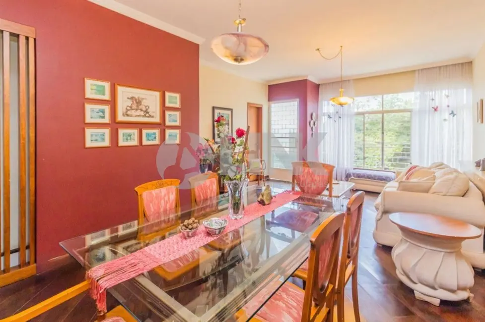 Foto 2 de Casa com 3 quartos à venda, 227m2 em Três Figueiras, Porto Alegre - RS