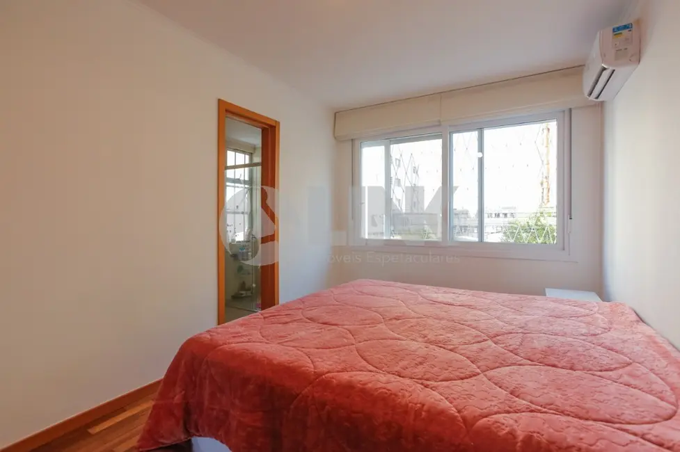 Foto 9 de Apartamento com 3 quartos à venda, 133m2 em Independência, Porto Alegre - RS