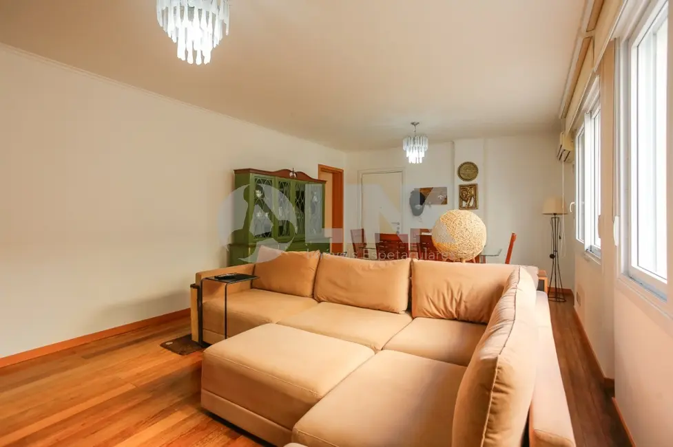 Foto 5 de Apartamento com 3 quartos à venda, 133m2 em Independência, Porto Alegre - RS
