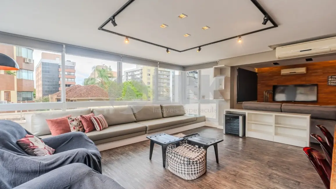 Apartamento com 2 quartos à venda, 84m2 em Rio Branco, Porto Alegre - RS - imagem 4 Foto 4 de Apartamento com 2 quartos à venda, 84m2 em Rio Branco, Porto Alegre - RS