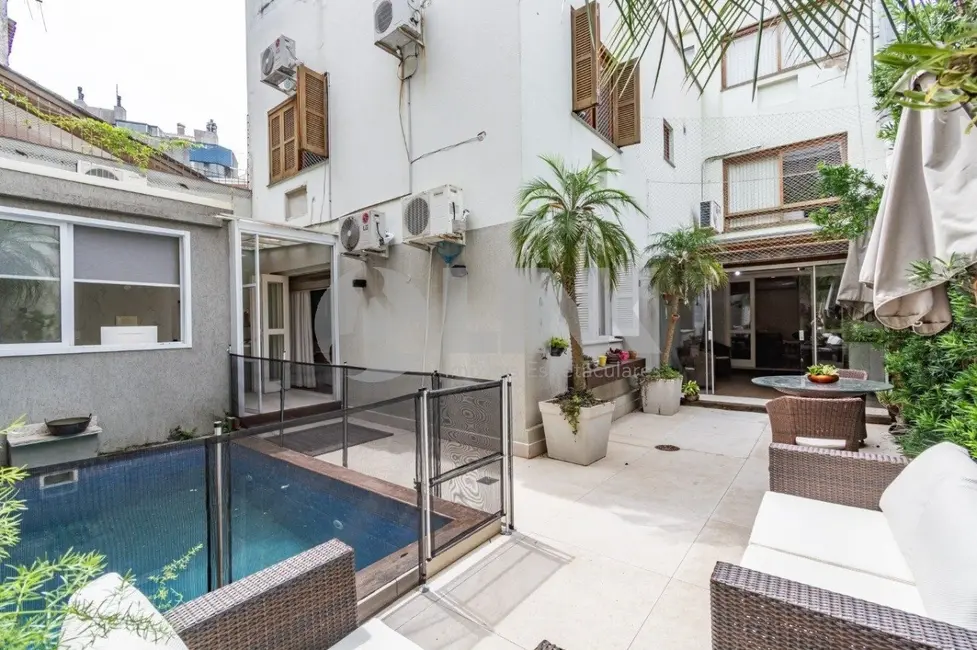 Foto 3 de Apartamento com 2 quartos à venda, 166m2 em Chácara das Pedras, Porto Alegre - RS