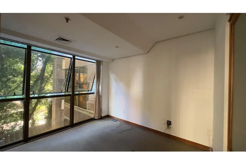 Foto 8 de Sala Comercial à venda, 45m2 em Petrópolis, Porto Alegre - RS