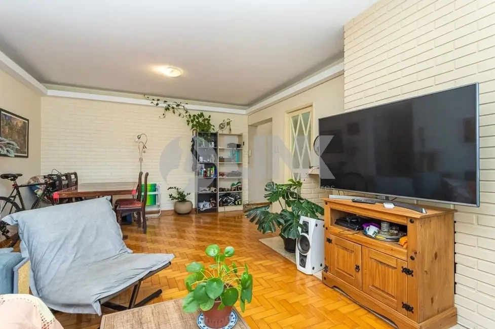 Apartamento com 3 quartos à venda, 108m2 em Três Figueiras, Porto Alegre - RS - imagem 6 Foto 6 de Apartamento com 3 quartos à venda, 108m2 em Três Figueiras, Porto Alegre - RS