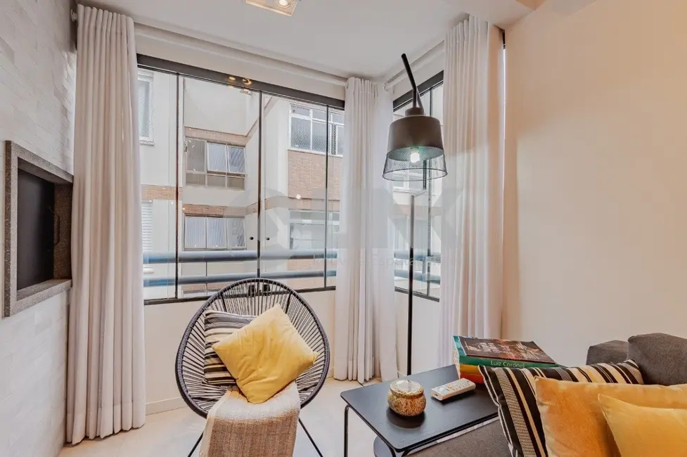 Apartamento com 1 quarto à venda, 46m2 em Mont Serrat, Porto Alegre - RS - imagem 3 Foto 3 de Apartamento com 1 quarto à venda, 46m2 em Mont Serrat, Porto Alegre - RS