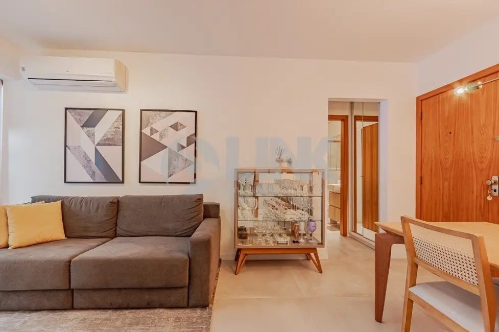 Apartamento com 1 quarto à venda, 46m2 em Mont Serrat, Porto Alegre - RS - imagem 5 Foto 5 de Apartamento com 1 quarto à venda, 46m2 em Mont Serrat, Porto Alegre - RS